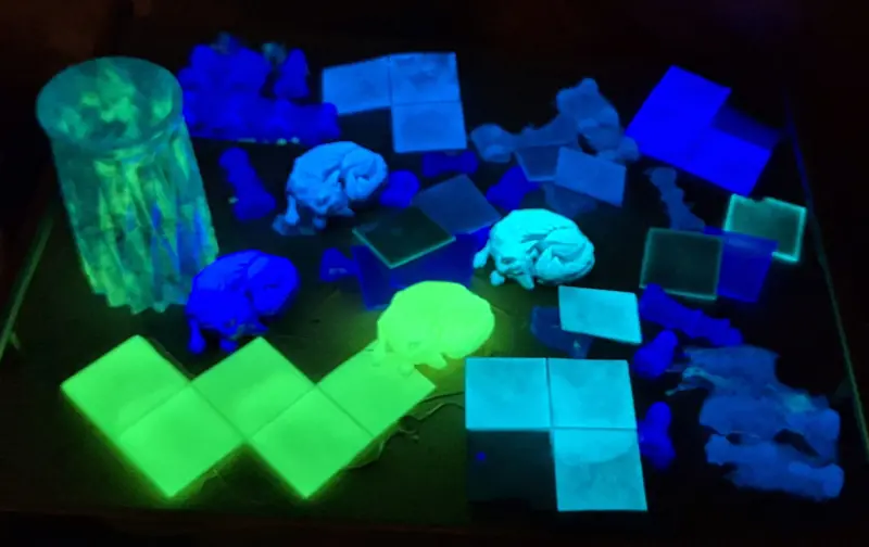 Miscellaneous larger glow in the dark epoxy resin pieces