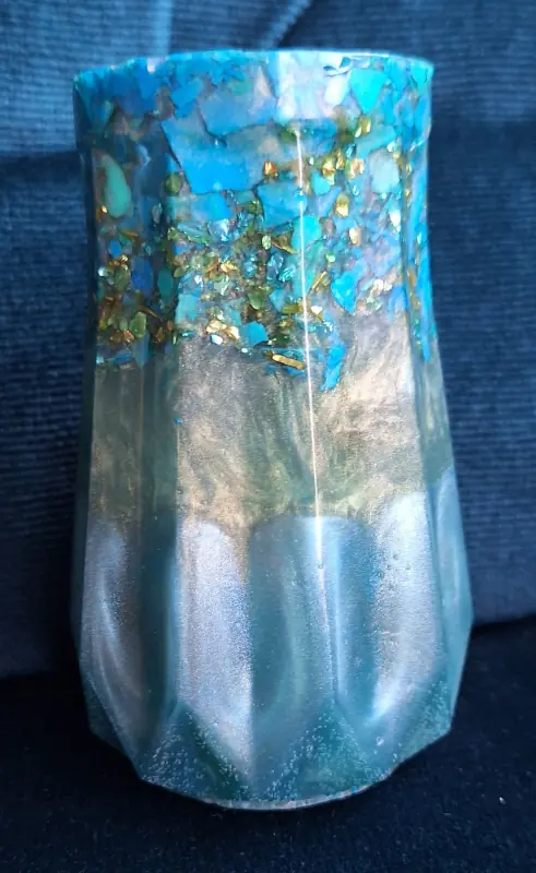 A jar made of epoxy resin and fragments of jesmonite