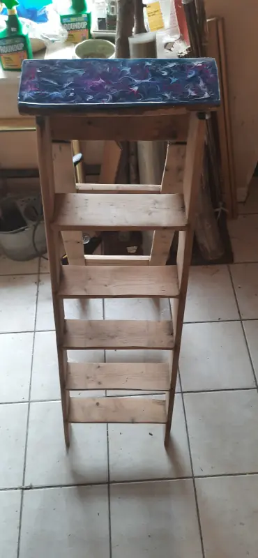 A long term project to convert an old wooden stepladder into a season-themed planter, using epoxy resin